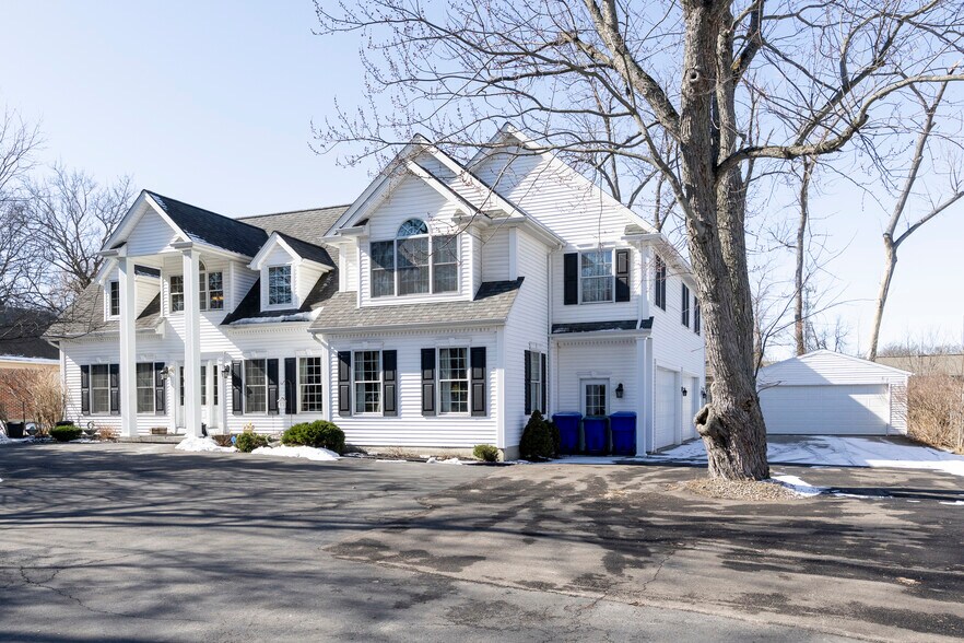 More Photos Of 860 Union Rd, West Seneca Office Residential For Sale