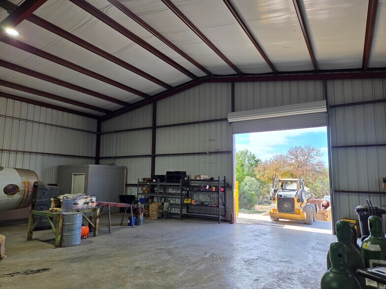 More Photos Of 748 CR 209, Lampasas Warehouse For Sale