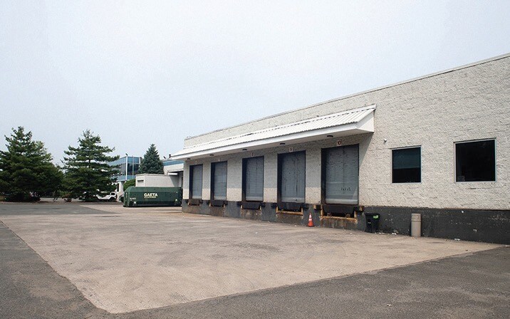 More Photos Of 100 Bomont Pl, Totowa Distribution For Sale