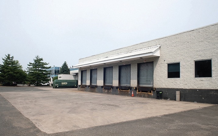 More Photos Of 100 Bomont Pl, Totowa Warehouse For Lease