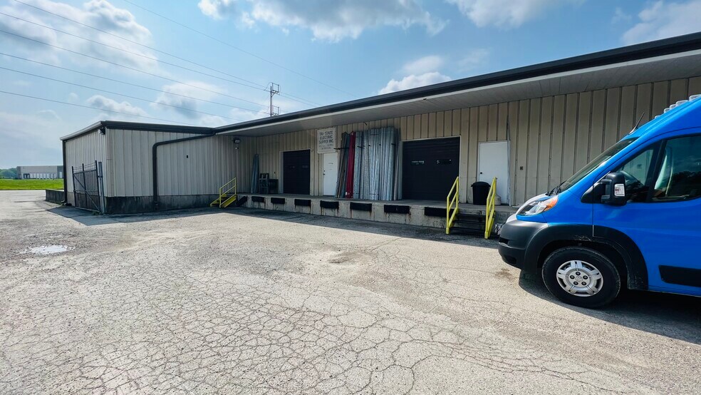 More Photos Of 3739 Inpark Cir, Dayton Warehouse For Lease
