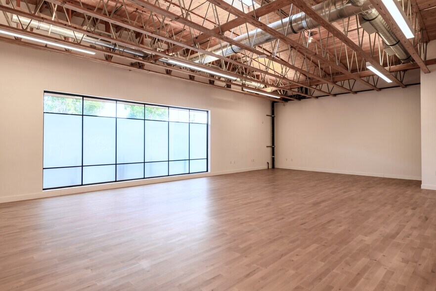More Photos Of 923 Cole Ave, Los Angeles Loft Creative Space For Sale