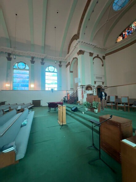 More Photos Of 5001 S Hermitage Ave, Chicago Religious Facility For Sale