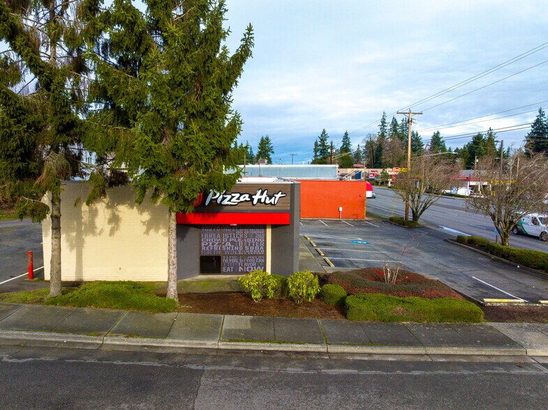 More Photos Of 4830 Evergreen Way, Everett Fast Food For Sale