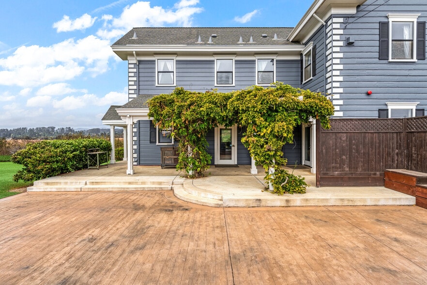 More Photos Of 1258 San Andreas Rd, La Selva Beach Hospitality For Sale