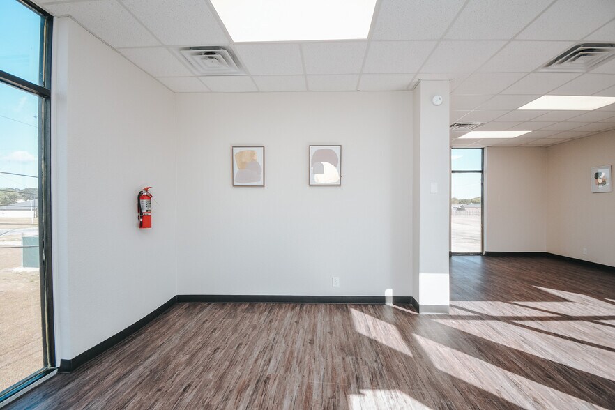More Photos Of 4104 Houston Hwy, Victoria General Retail For Sale