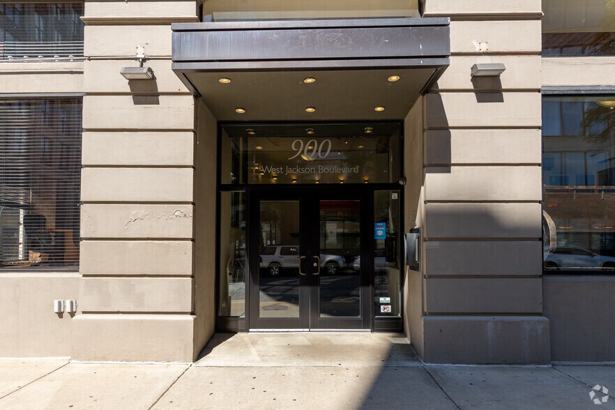 More Photos Of 900-910 W Jackson Blvd, Chicago Loft Creative Space For Lease