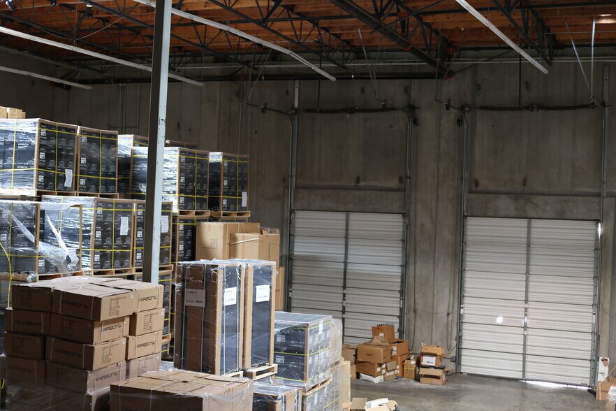 More Photos Of 15823 W Monte St, Sylmar Warehouse For Sale