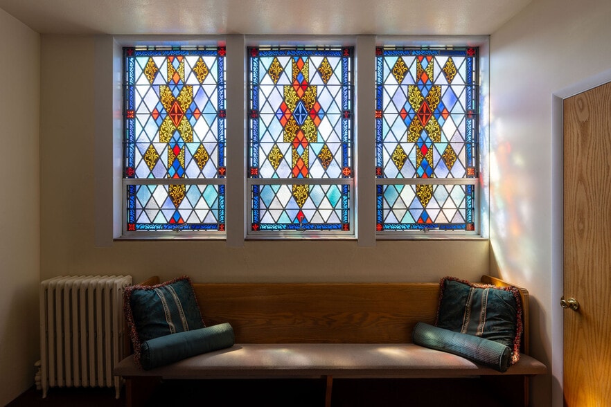 More Photos Of 12 W 5th St, Covington Religious Facility For Sale