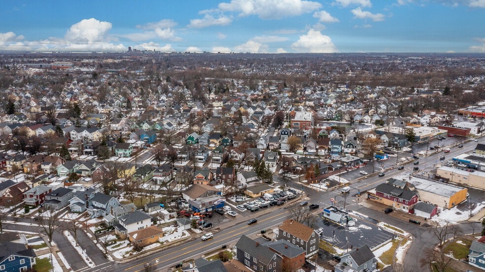 More Photos Of 252 Kenmore Ave, Buffalo Auto Repair For Sale