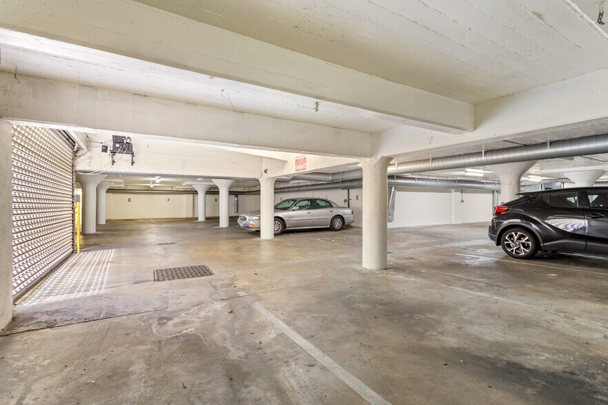 More Photos Of 2623 Ellendale Pl, Los Angeles Apartments For Sale