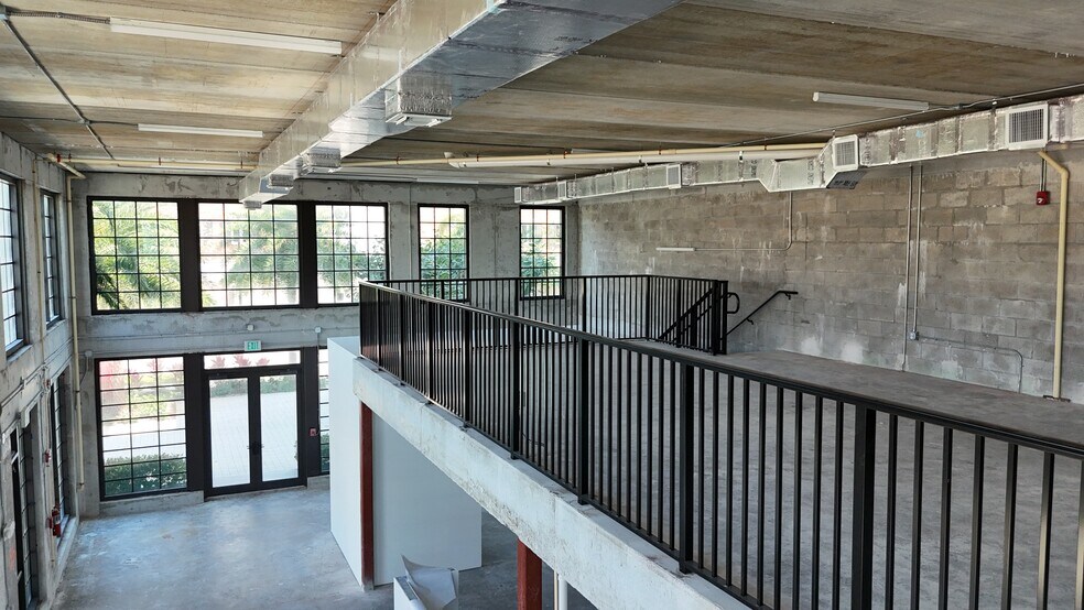 More Photos Of 1017 Lake Ave, Lake Worth Storefront Retail Office For Lease