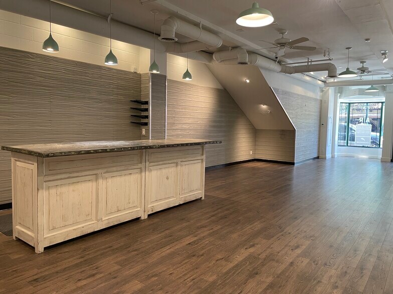 More Photos Of 355 Hartz Ave, Danville Storefront Retail Office For Lease