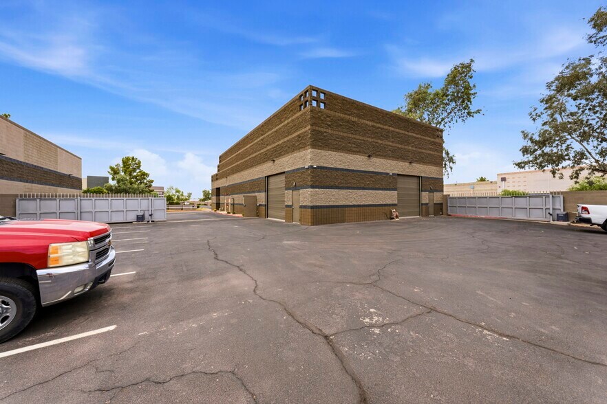More Photos Of 1425 N Hobson St, Gilbert Warehouse For Lease