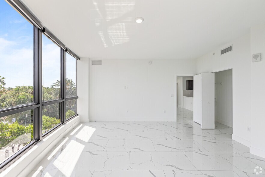 More Photos Of 1 Curtiss Pky, Miami Springs Apartments For Sale