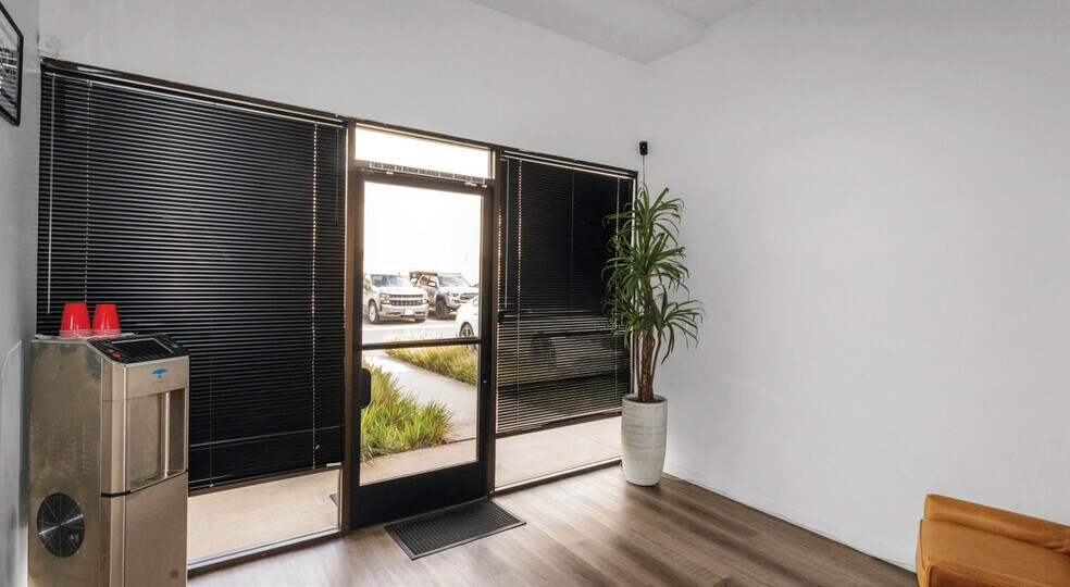 More Photos Of 1132-1140 E Valencia Dr, Fullerton Warehouse For Sale