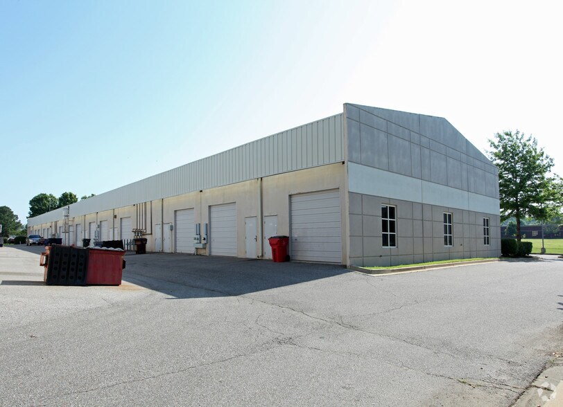 More Photos Of 7895 Stage Hills Blvd, Bartlett Flex For Lease