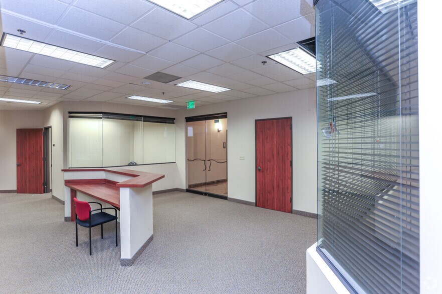 More Photos Of 450 E John Carpenter Fwy, Irving Office For Lease