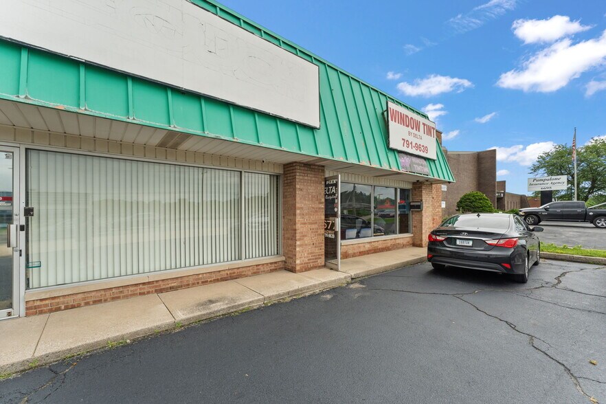 More Photos Of 6675 Broadway, Merrillville Auto Repair For Lease