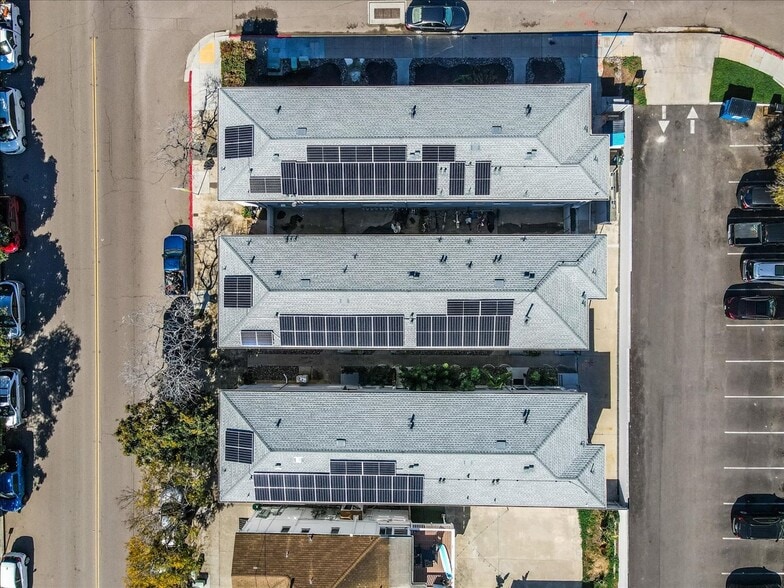 More Photos Of 3034 Canon St, San Diego Apartments For Sale