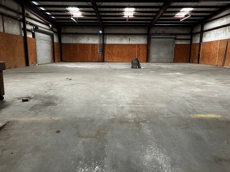 More Photos Of 502 Old Morton Rd, Forest Service Station For Sale