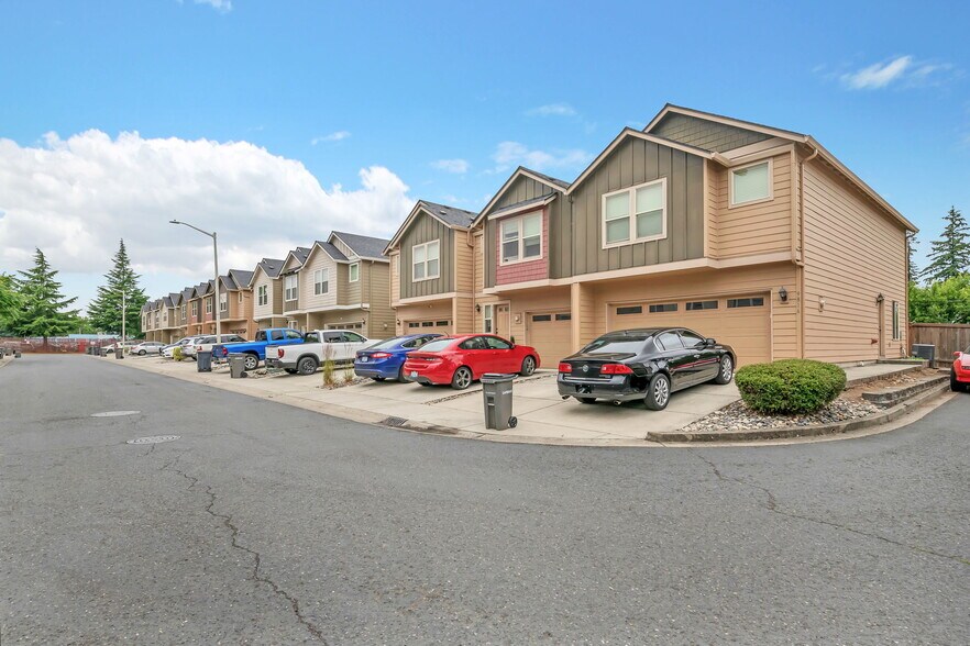 More Photos Of 9700-9816 NE 76th Way, Vancouver Apartments For Sale