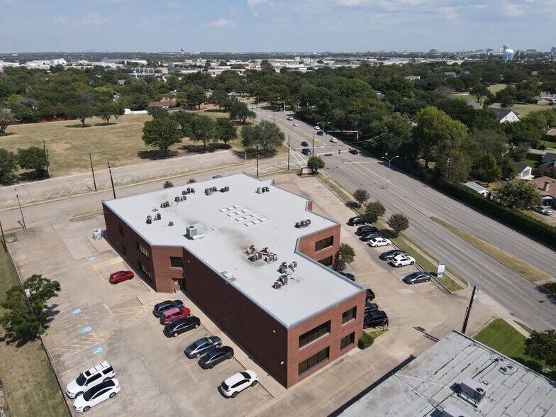 More Photos Of 14465 Webb Chapel Rd, Farmers Branch Office For Lease
