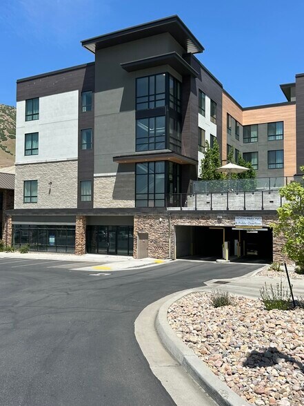 More Photos Of 7333 S Canyon Center Pky, Cottonwood Heights Freestanding For Lease