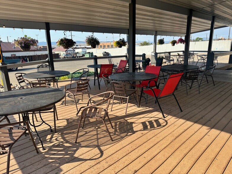 More Photos Of 205 S Arizona, Butte Restaurant For Sale