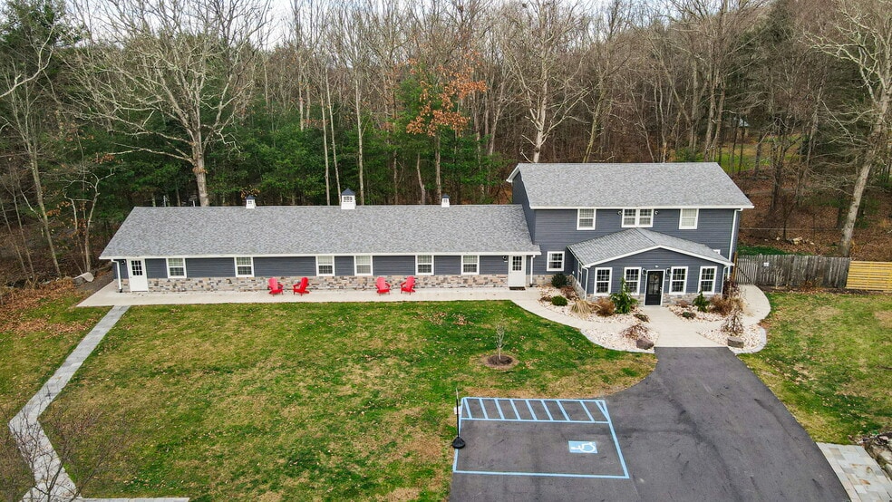 More Photos Of 106 Carr St, Nicholson Assisted Living For Sale