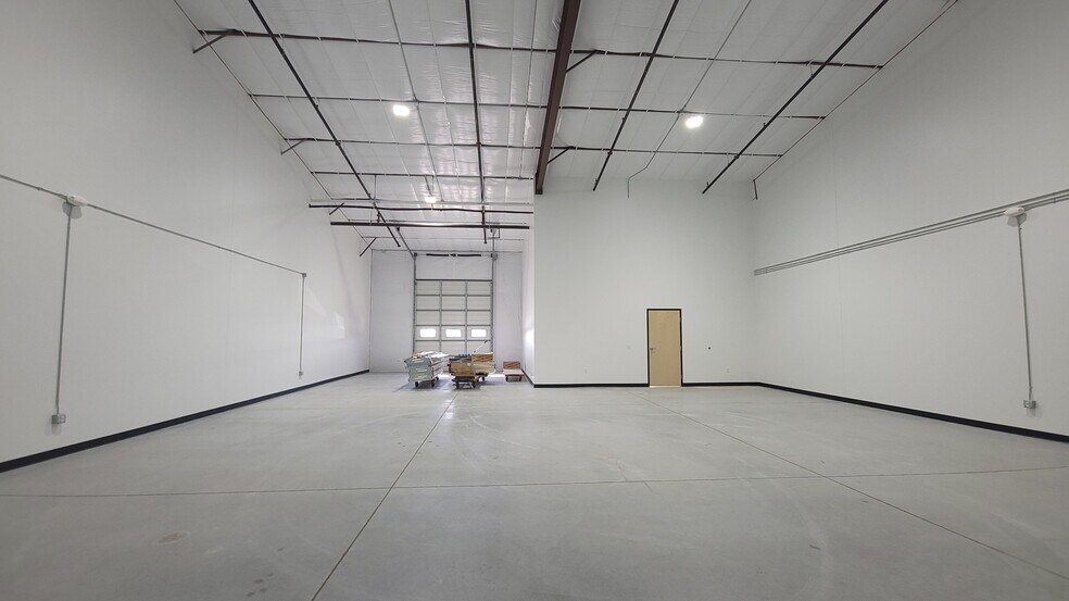 More Photos Of 5957 Chandler Rd, Hutto Unknown For Lease