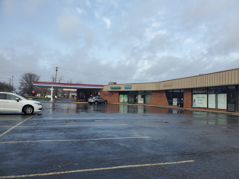 Primary Photo Of 110 W Main St, Leroy Freestanding For Lease