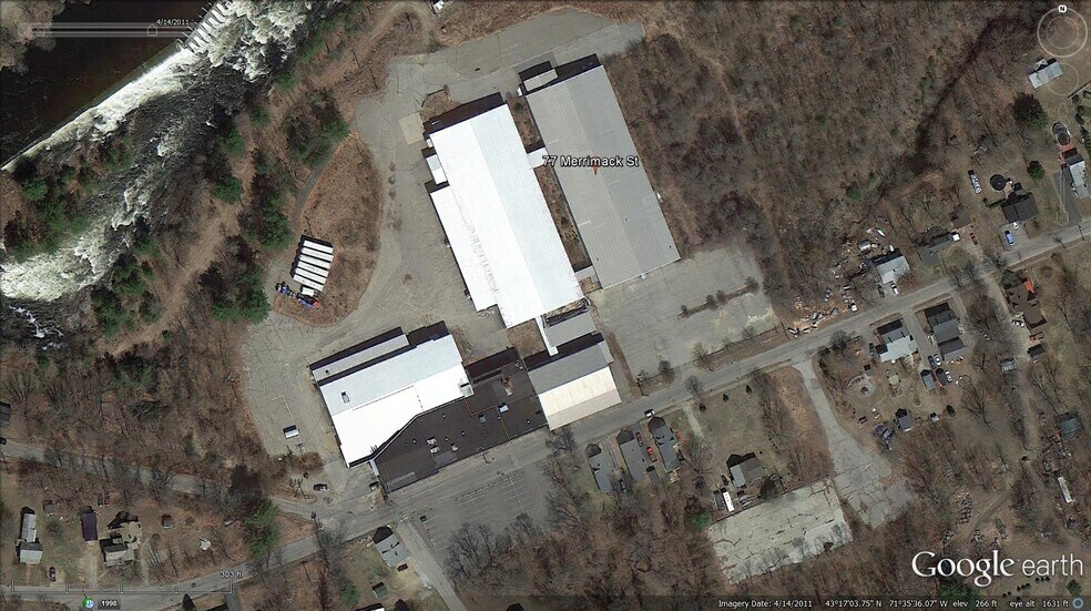 More Photos Of 77 Merrimack St, Concord Warehouse For Lease