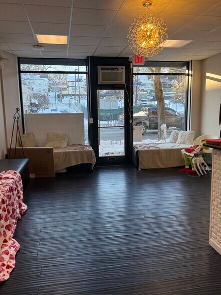 More Photos Of 386 Franklin Ave, Nutley Storefront Retail Office For Lease