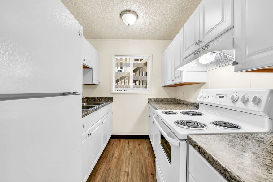 More Photos Of 2520 Hyacinth St NE, Salem Apartments For Sale