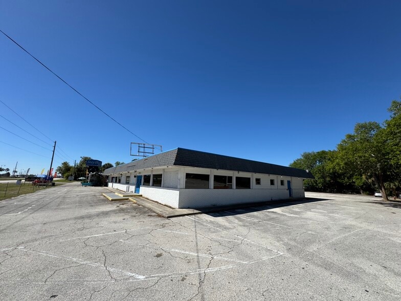 More Photos Of 33224 Hwy 27, Haines City Restaurant For Sale