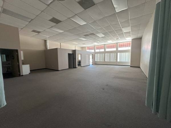 More Photos Of 935 W San Marcos Blvd, San Marcos Office For Lease