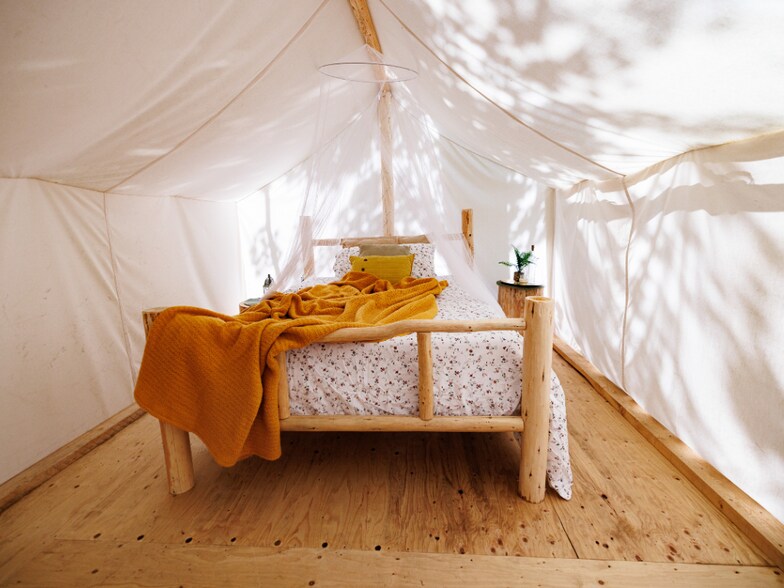 More Photos Of 999 Ch Du Lac N, Sainte-melanie Hotel For Sale