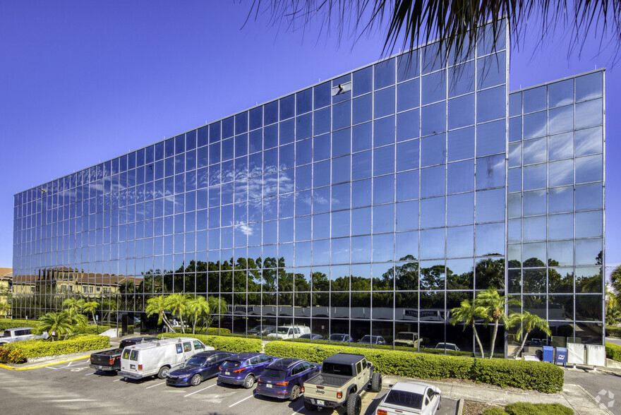 Primary Photo Of 5100 W Kennedy Blvd, Tampa Office For Lease