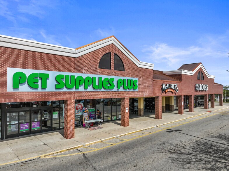 More Photos Of 3286 Pentagon Blvd, Beavercreek General Retail For Lease