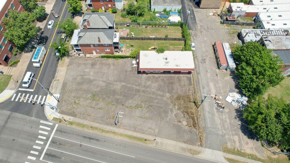 More Photos Of 7 Cowardin Ave, Richmond Freestanding For Sale