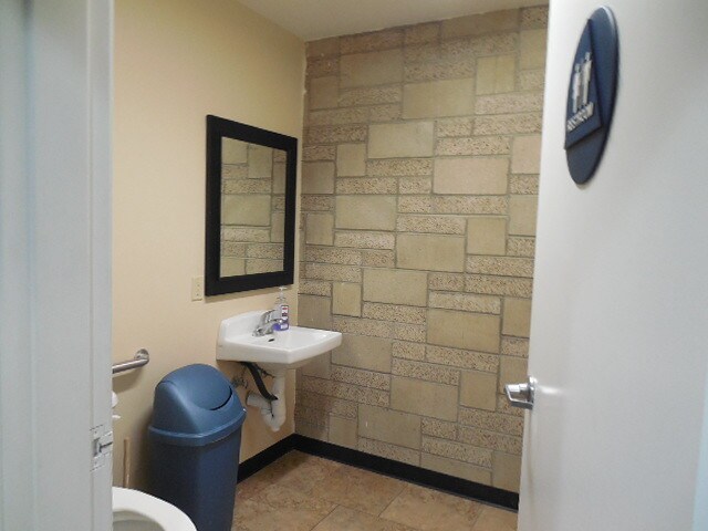 More Photos Of 1014 E 2nd St, Pomona Warehouse For Sale