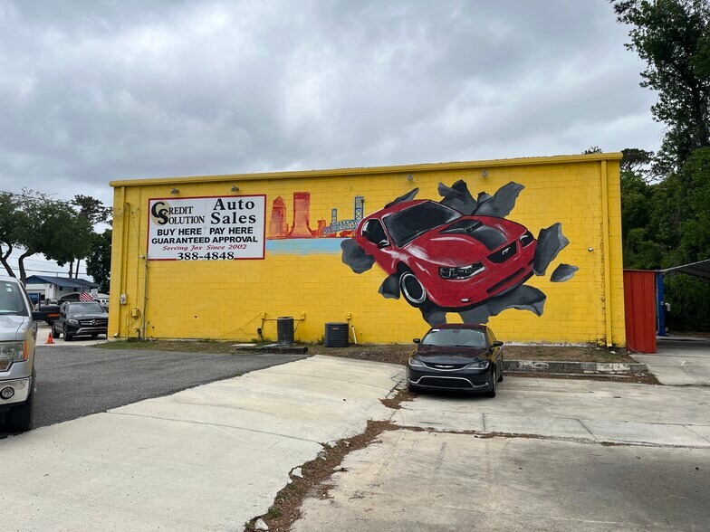 More Photos Of 5013 Park St, Jacksonville Auto Repair For Sale