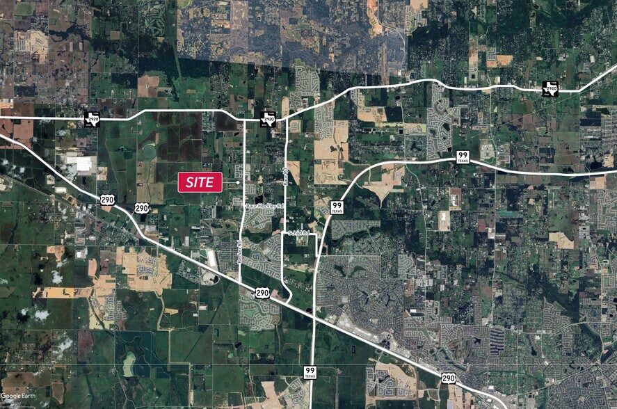 More Photos Of 18611 Becker Rd, Hockley Unknown For Lease