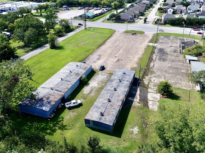 More Photos Of 1716 N Gordon St, Alvin Land For Sale