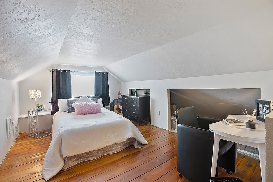 More Photos Of 101 N Evergreen Rd, Spokane Office For Lease