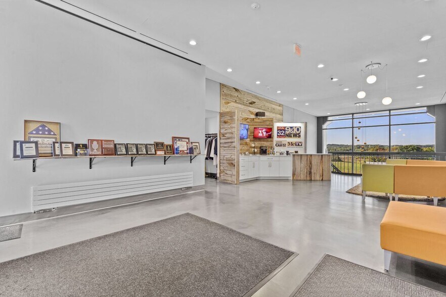 More Photos Of 1 Broadcast Way, Cadillac Medical For Sale