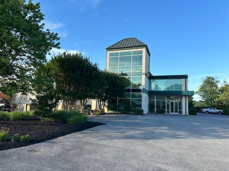 Primary Photo Of 6339 Howard Ln, Elkridge Office For Sale