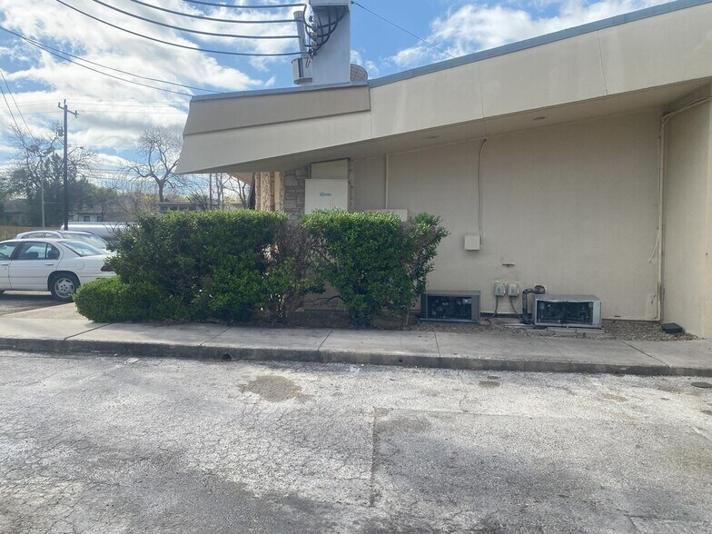 More Photos Of 3400 San Pedro Ave, San Antonio Land For Lease