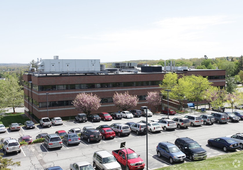 More Photos Of 365 Plantation St, Worcester Office For Lease